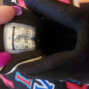 Used boys 7c jordans sneakers